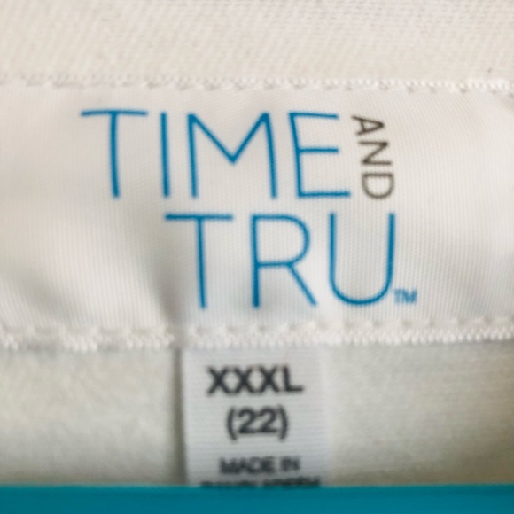 3xl White Maternity Jean Jacket & Maternity Shorts - Picture 3 of 16